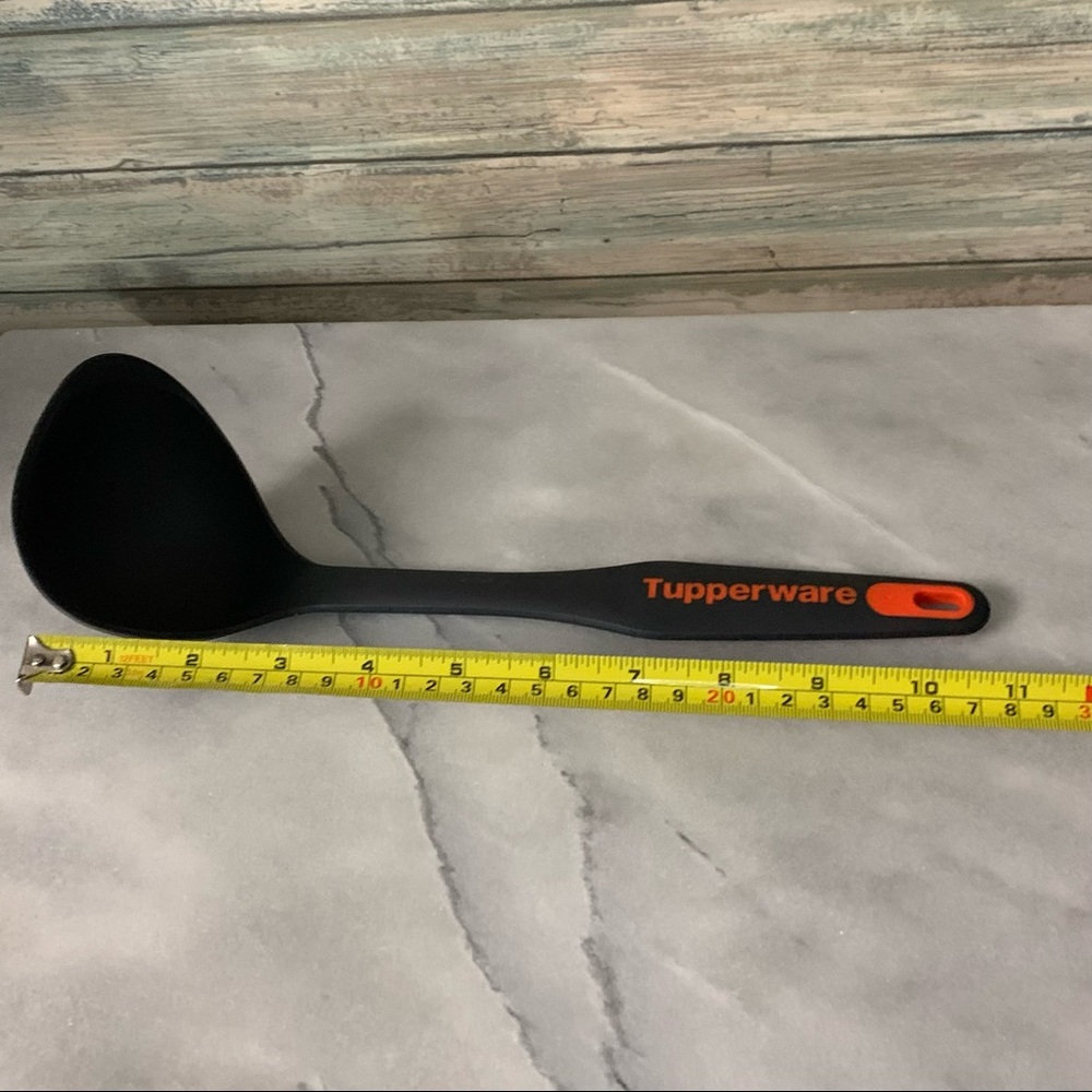 Tupperware Ladle New - Picture 3 of 6